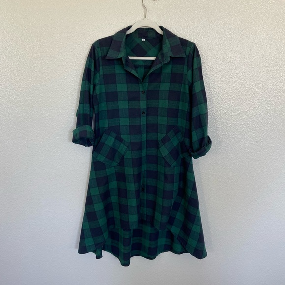 Plaid flowwy dress with pockets - Picture 1 of 6